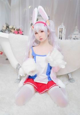 欧美美女直播弹钢琴_720天堂在线